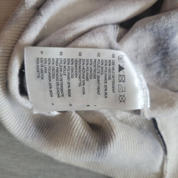 H&M Womens Modern Classic Button-Up Cardigan Black & White Abstract Print Medium - Picture 4 of 5